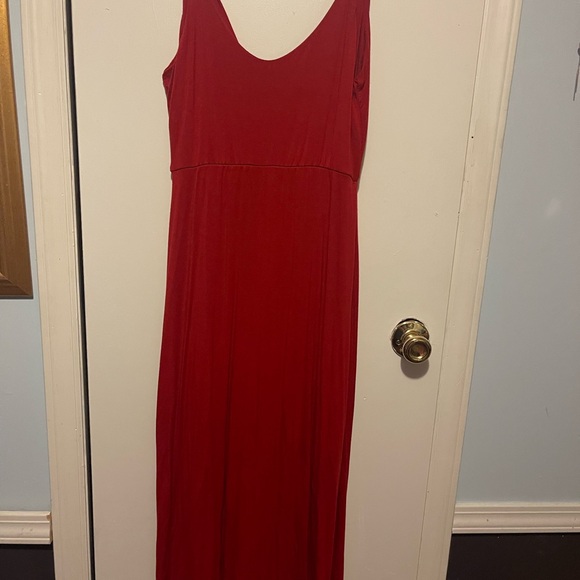 Lulu's Red Maxi Dress - Picture 2 of 2
